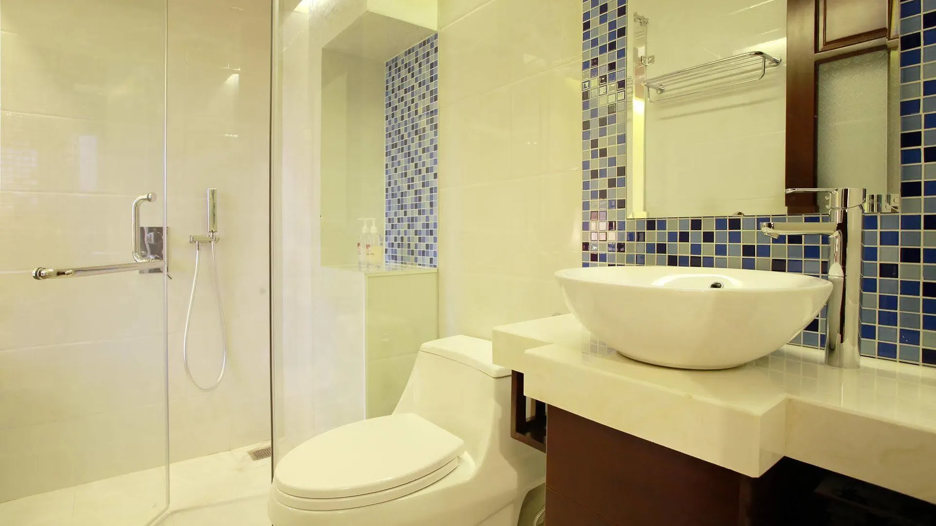 Hoi An Travel Lodge Hotel  Hoi An